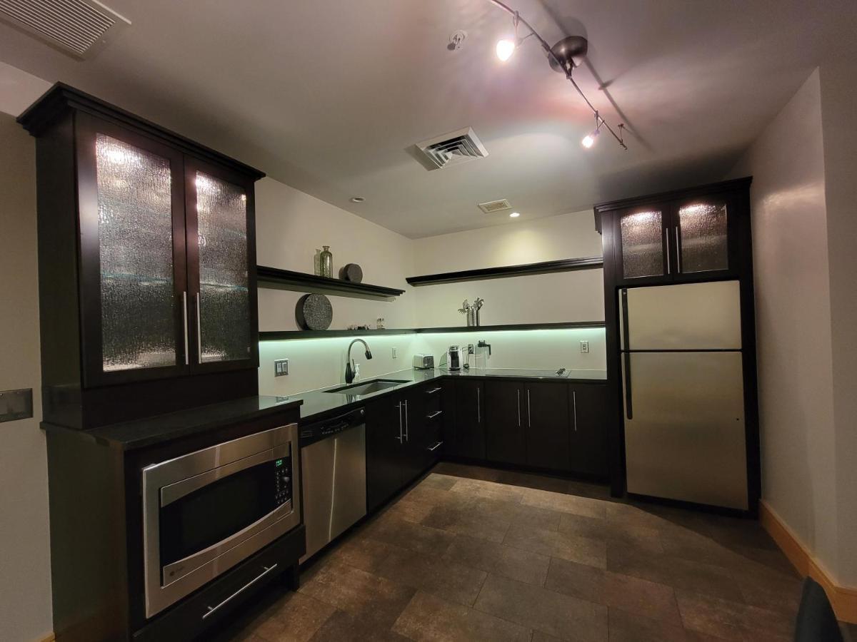 Suites At 118 Bloomington Extérieur photo