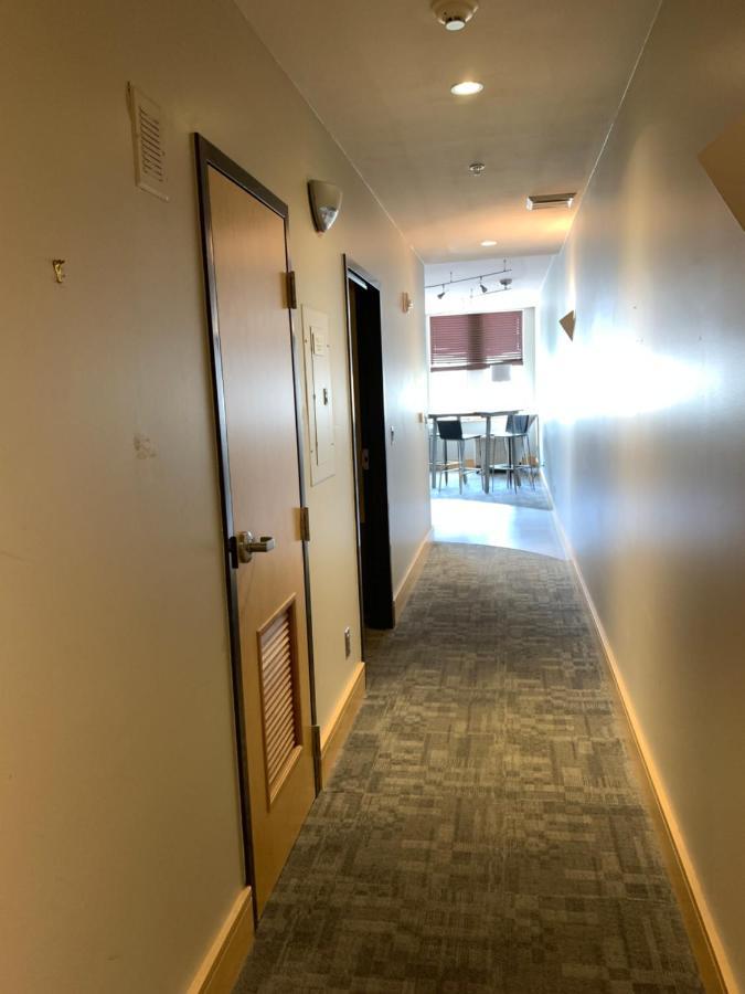 Suites At 118 Bloomington Extérieur photo