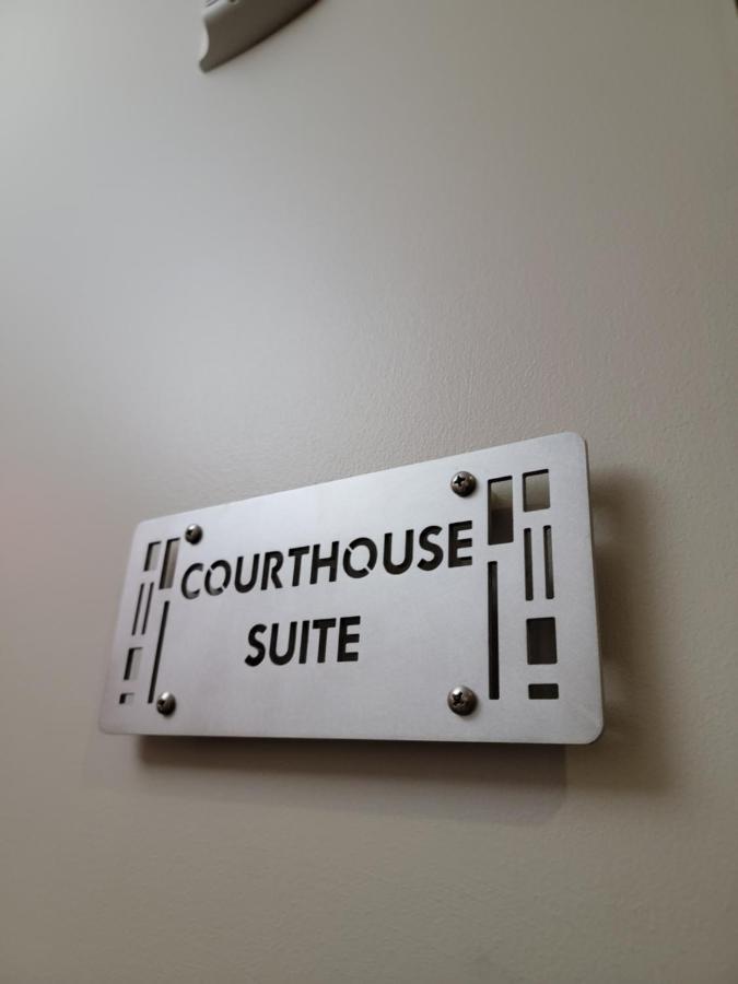 Suites At 118 Bloomington Extérieur photo