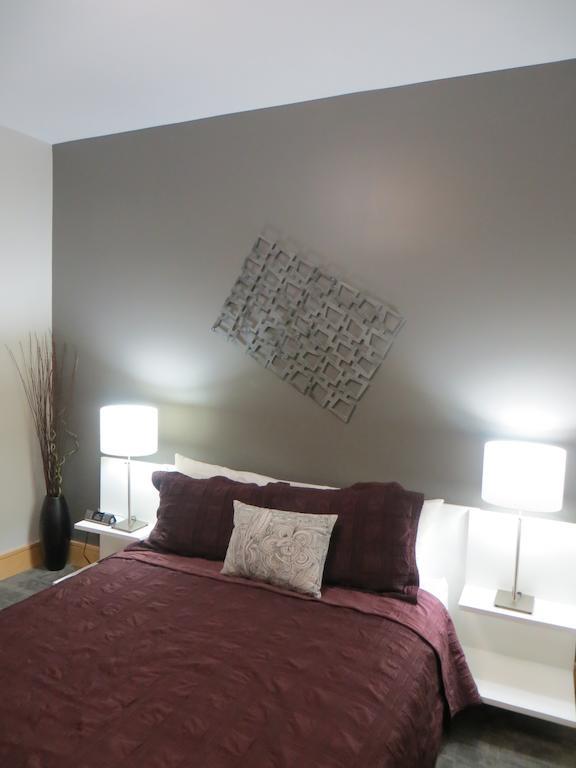 Suites At 118 Bloomington Chambre photo