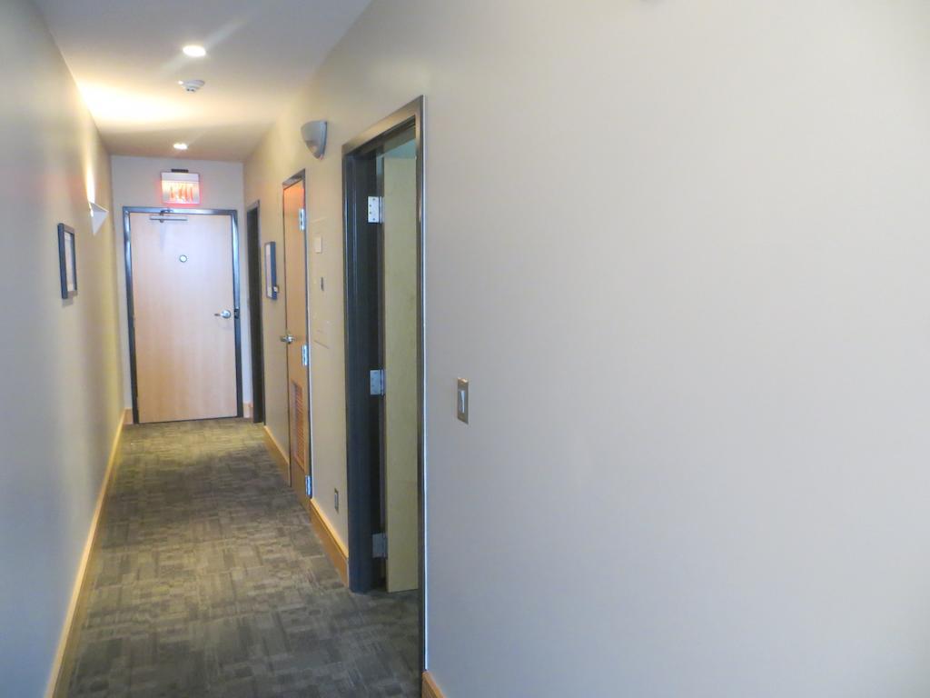 Suites At 118 Bloomington Extérieur photo